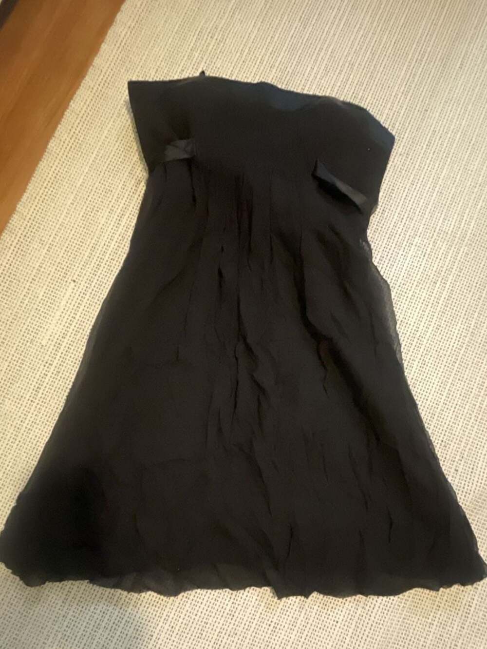 BCBGMAXAZRIA Black Strapless Bow Waist Dress Size 2